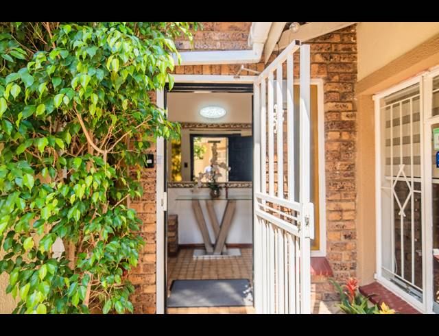 2,670M² LODGE FOR SALE IN WINCHESTER HILLS